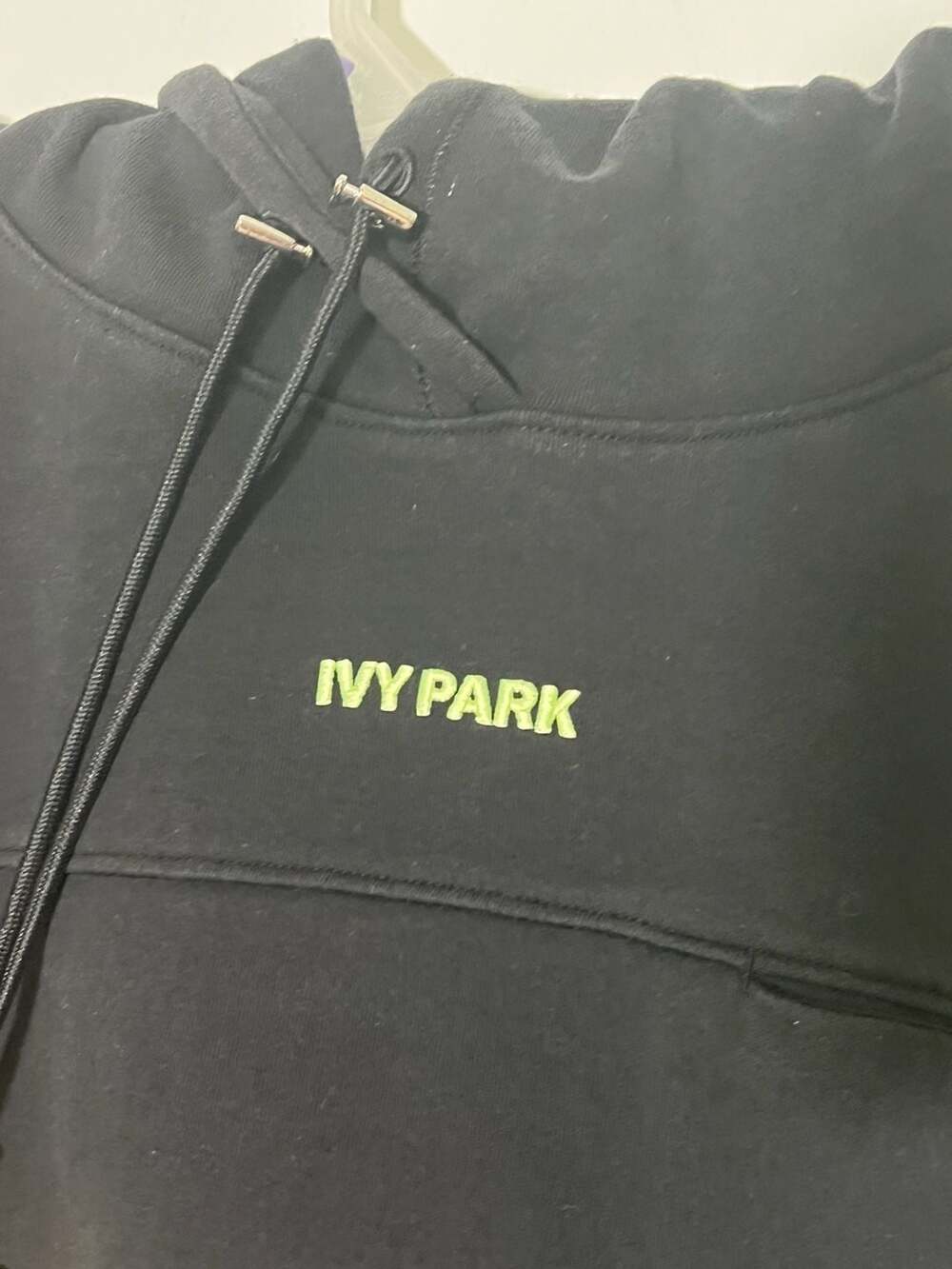 Adidas x Ivy Park Hoodie Black Gold Size L - Picture 3 of 4
